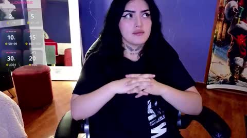 Snapshot of sari_belle chatting on November 2025 08:52:02 PM Sari online show from November 2025 08:52:02 PM