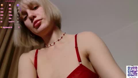 Your Selena 3 online show from February 2026 03:07:02 AM