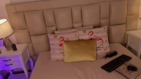 sarit_ online show from June 2026 07:58:02 PM