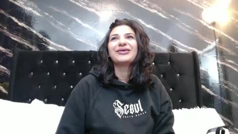 Snapshot of sarita_multisquirt chatting on May 2026 05:14:02 AM Sara online show from May 2026 05:14:02 AM
