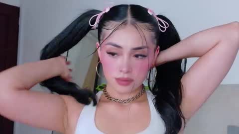 Snapshot of saritabratz chatting on January 2026 08:47:01 PM Sara online show from January 2026 08:47:01 PM