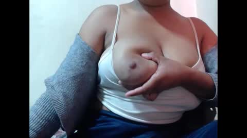 Snapshot of saronette chatting on October 2025 05:29:01 AM saronette online show from October 2025 05:29:01 AM