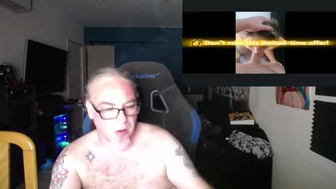 Giselle and Jay online show from October 2025 10:42:02 PM