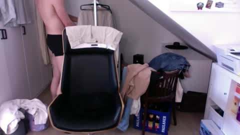 Sascha online show from April 2026 12:40:02 PM