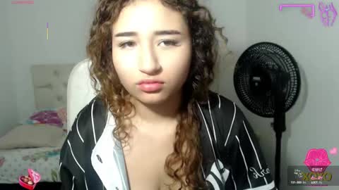 Snapshot of sasha_17_ chatting on October 2025 08:22:02 AM Sofia online show from October 2025 08:22:02 AM
