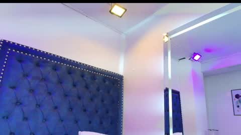 Sasha online show from March 2025 03:40:01 AM