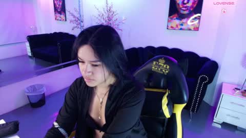 Sasha online show from April 2026 11:09:01 AM