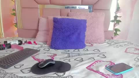 sasha_flame_ online show from May 2026 10:53:01 AM