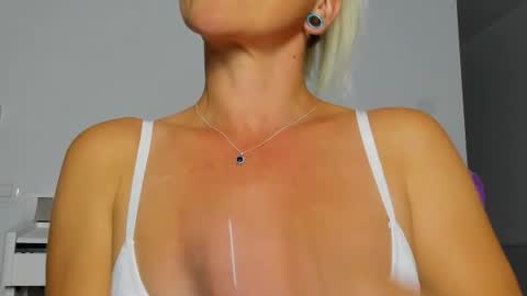 Snapshot of sasha_greens chatting on July 2026 09:31:02 PM Sasha Green online show from July 2026 09:31:02 PM