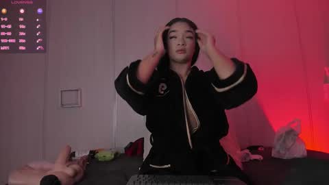 Sasha  online show from December 2025 07:33:02 PM