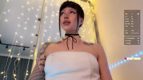 Hi everyone my name is Sasha   online show from January 2026 09:31:02 PM