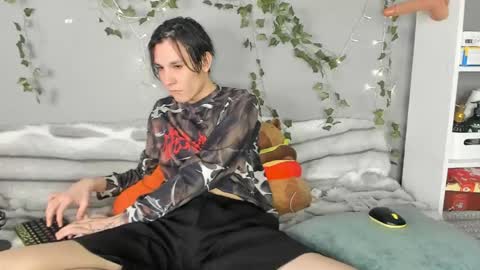 Snapshot of sasha_vesmus chatting on May 2026 06:52:01 AM Sasha Vesmus online show from May 2026 06:52:01 AM