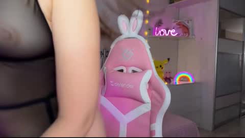 Alexa online show from October 2025 08:01:01 AM