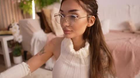 sashafererra online show from April 2026 05:21:02 PM