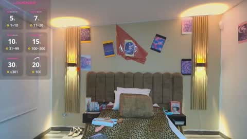 S A S H A R O S E online show from September 2025 12:19:01 PM