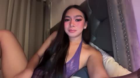 Sasha online show from September 2025 07:01:01 AM