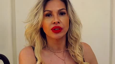 Snapshot of sashavaughn chatting on February 2025 11:12:02 AM Sasha online show from February 2025 11:12:02 AM