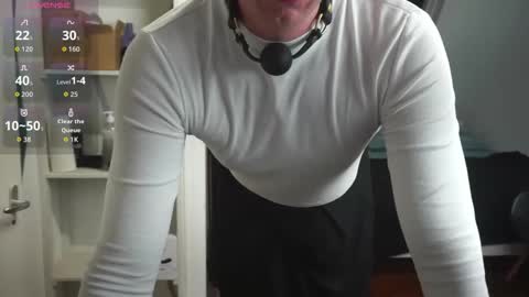 sashkasuka online show from April 2026 06:52:02 PM