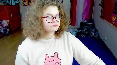 .Alexandra online show from December 2025 11:16:02 AM