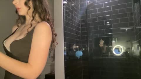 saskia online show from January 2026 09:41:01 PM