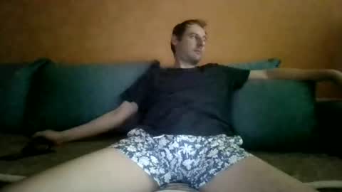 Snapshot of sasko877 chatting on June 2026 05:43:01 AM sasko877 online show from June 2026 05:43:01 AM