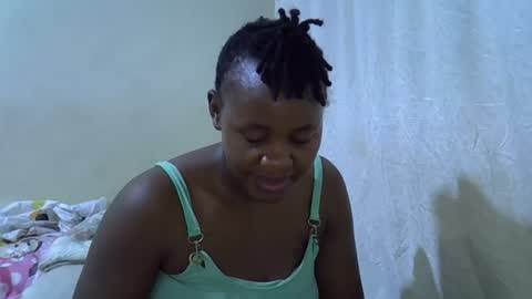 sassy_bella online show from February 2026 04:33:01 PM