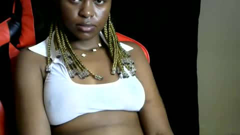 sassy_lyne online show from June 2026 07:47:02 AM