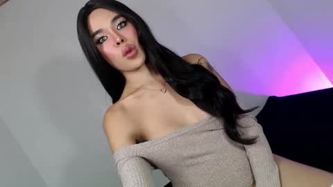 Tiffanie online show from February 2026 02:32:02 PM