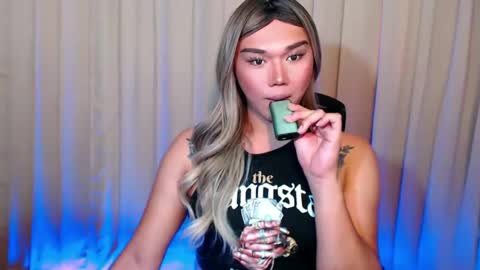 Snapshot of sassyffyra69 chatting on February 2025 05:58:01 AM MARIO LABO online show from February 2025 05:58:01 AM