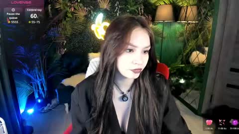   online show from June 2026 03:25:01 PM