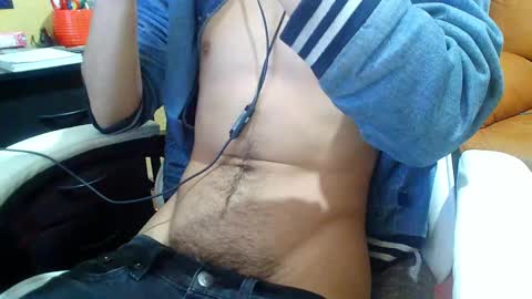 Snapshot of saturno_97 chatting on February 2025 09:34:02 PM saturno_97 online show from February 2025 09:34:02 PM