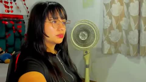 Snapshot of saturno_venus chatting on May 2026 08:26:02 PM saturno_venus online show from May 2026 08:26:02 PM