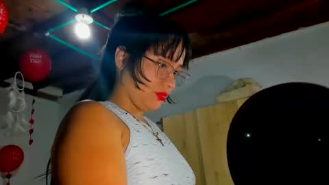 saturno_venus online show from May 2026 08:48:02 PM