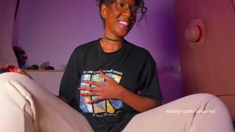 saturno_vibes online show from October 2025 07:42:02 AM