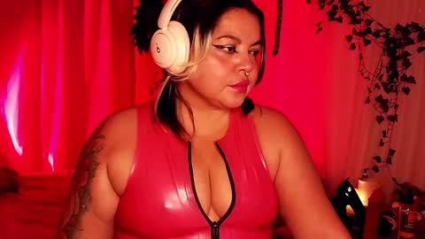 Gina George online show from December 2024 12:39:02 AM