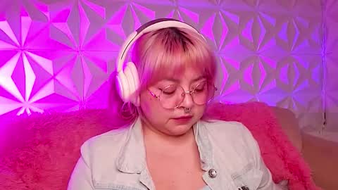 Gina George online show from February 2026 01:03:02 AM