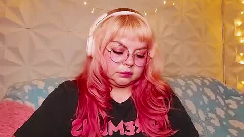 Gina George online show from July 2026 12:12:01 AM