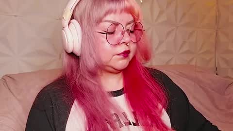 Gina George online show from July 2026 12:42:01 AM
