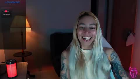 I AM JENN  online show from December 2024 10:47:01 PM