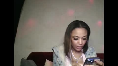 Shaniiice online show from April 2026 11:50:01 PM