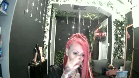 SaucySky online show from May 2026 07:59:02 AM