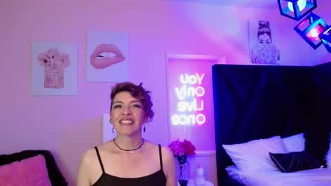 lilith online show from December 2025 08:14:01 PM