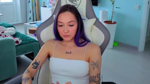 Ariel online show from March 2026 04:29:02 AM