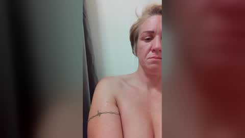 Snapshot of savage_slut69 chatting on June 2026 07:08:01 AM Savage Slut69 online show from June 2026 07:08:01 AM