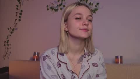 savannahshor online show from November 2025 07:52:02 PM