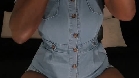 S a v a n n a h  online show from January 2025 12:18:01 PM