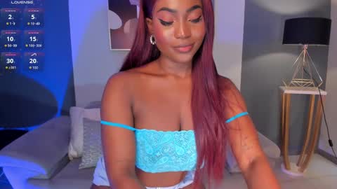 S a v a n n a h  online show from February 2025 03:49:02 PM