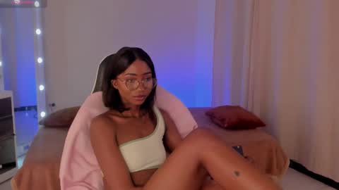 Snapshot of savannahwildee chatting on February 2025 05:40:02 PM Savannahwildee online show from February 2025 05:40:02 PM