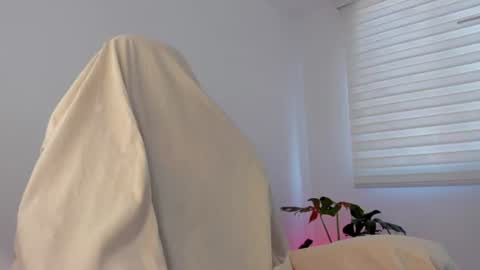 Savannahwildee online show from June 2026 01:28:01 PM