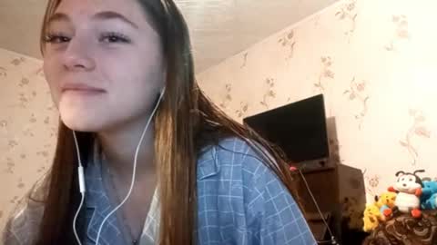 Sophie online show from September 2025 02:27:02 PM